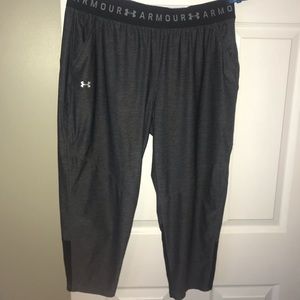 Under Armour capri womens